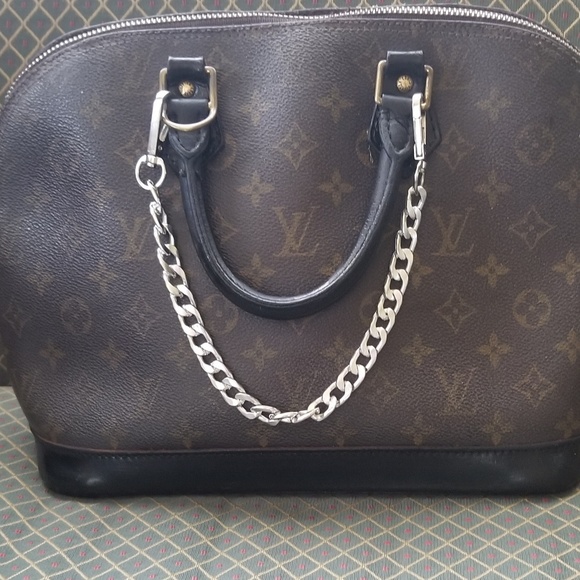 Louis Vuitton Handbags - Authentic LV Alma PM